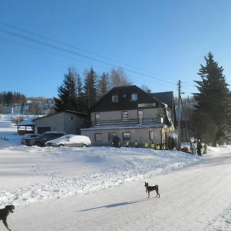 Gæstehus Restaurace A Maja