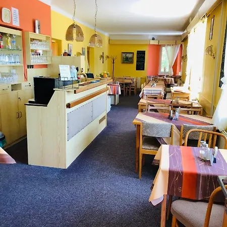 Restaurace A Maja