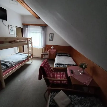 Restaurace A Maja Guest house