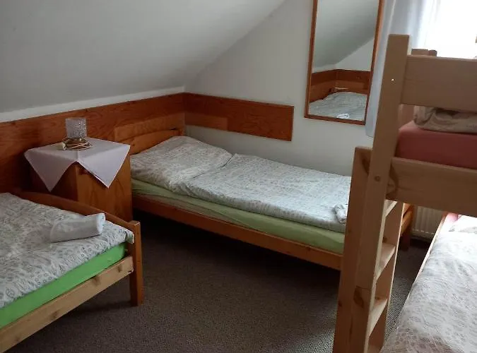 Restaurace A Maja Guest house 3*